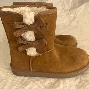 Koolaburra by UGG Victoria Short Boot - Kids